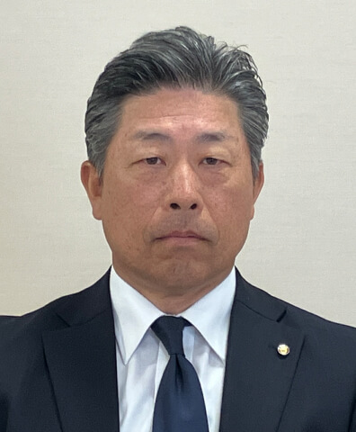 写真:営業本部長(取締役) 内山 賀文