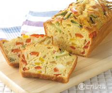 夏野菜のケークサレ