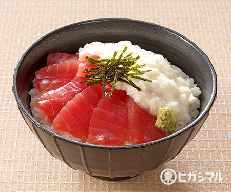 とろろ 丼 マグロ