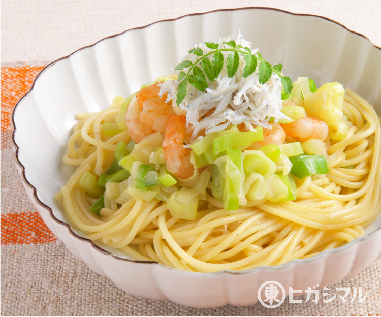 白ねぎとしらすとむきえびのパスタ