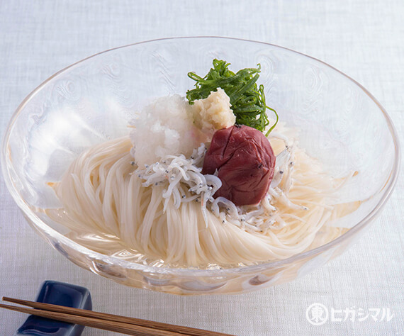 おろし梅そうめんのレシピ 作り方 和食がいっぱい ヒガシマルレシピ ヒガシマル醤油