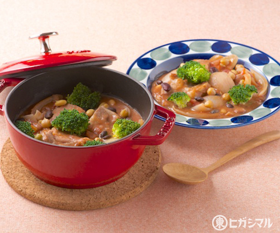 豚肉と玉ねぎと豆のシチュー