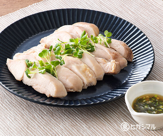 蒸し鶏のねぎソースかけ