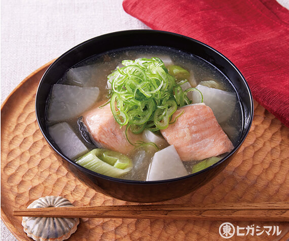 鮭と里いもののっぺい汁