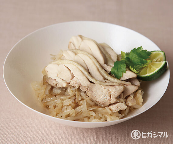 鶏肉とささがきごぼうの炊き込みごはん