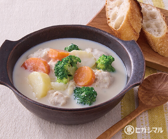 鶏だんごと野菜のシチュー