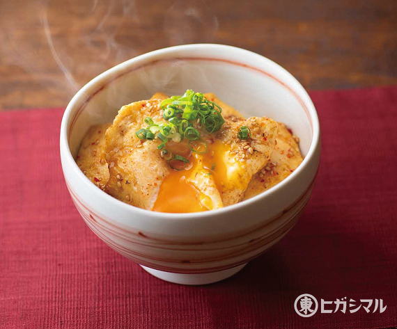 目玉焼きと豆腐の甘辛だれ丼