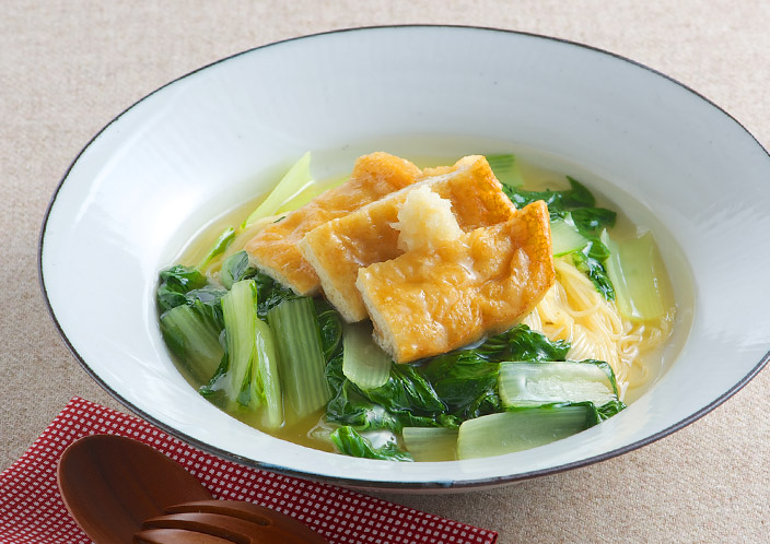 レシピ画像：油揚げとしろ菜のあんかけスープパスタ
